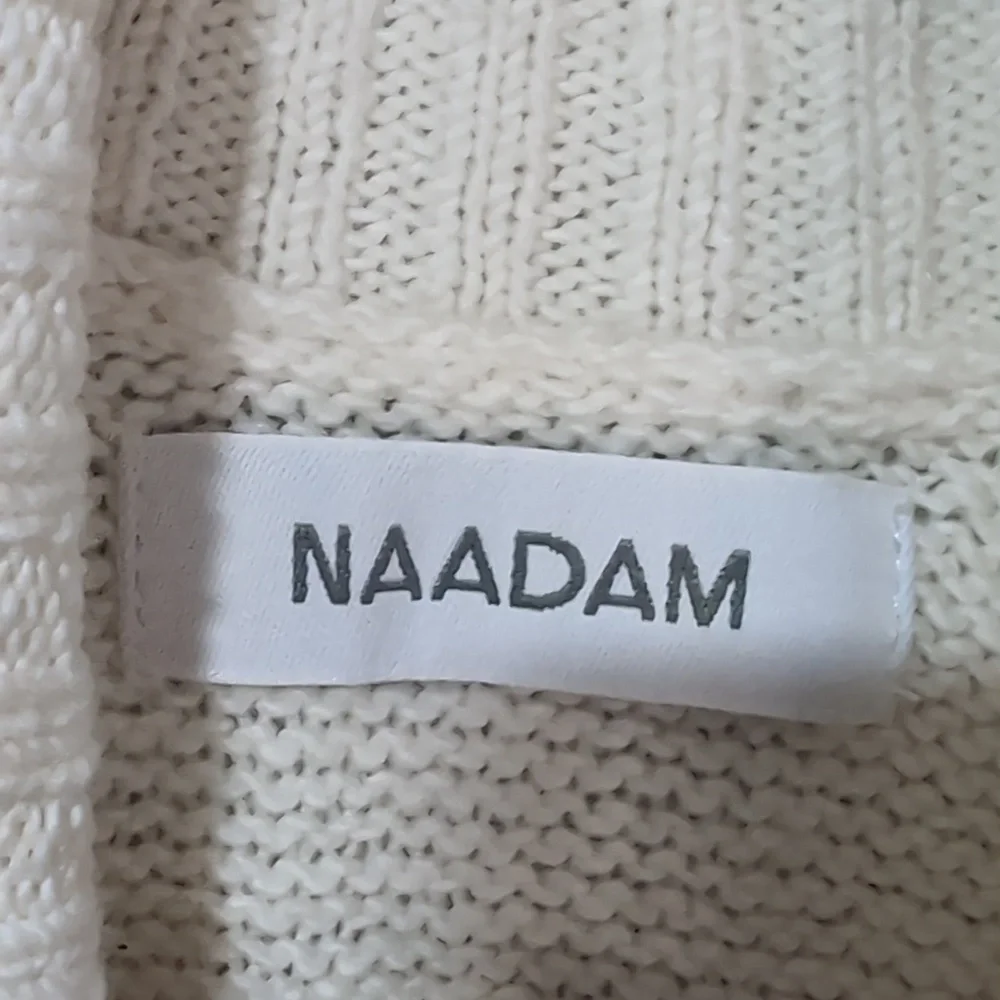 NWT Naadam off‎ white sweater sleeveless tunic with belt Small - Picture 2 of 4